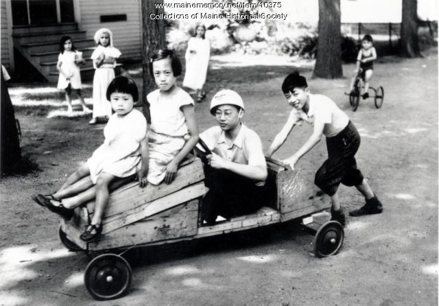 Goon children playing, Portland, ca. 1934