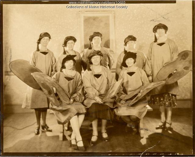 Waitresses at Cabaret D'Art, 1930