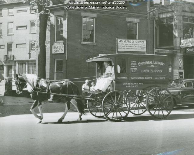 Universal Laundry wagon, Portland, ca. 1952