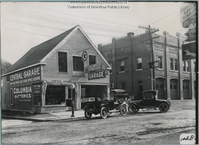 Central Garage, Biddeford,  1915