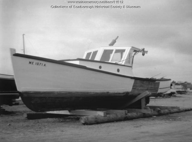 Donald Thurlow's lobster boat, Scarborough, 1943 - Maine 