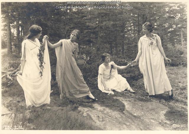 Commonwealth Art Colony students, Boothbay Harbor, August 5, 1915