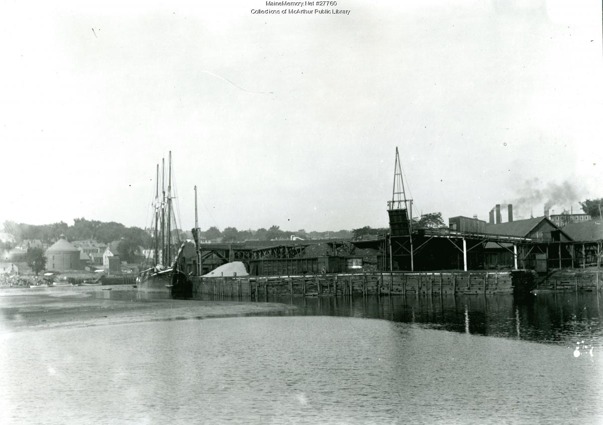 Coal docks, Factory Island, Biddeford, ca. 1912 - Maine Memory Network